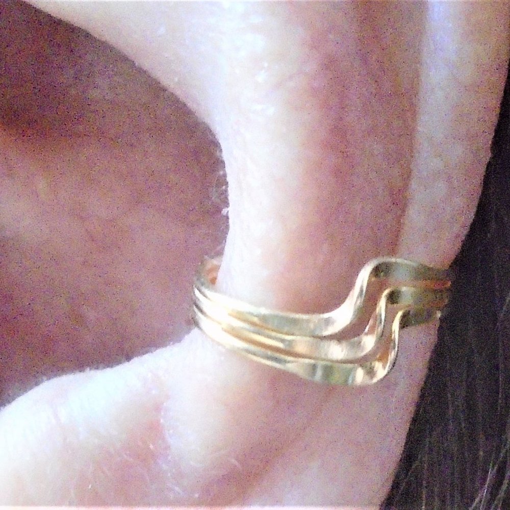 NEW VINTAGE Gold earcuff Triple Wave ear Cuff, Gold vermeil on 925 silver